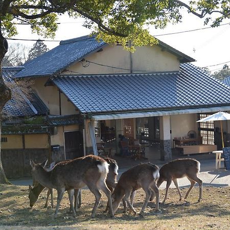 The Deer Park Inn Nara Eksteriør billede